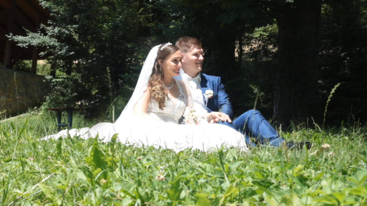 Szandi & Peti